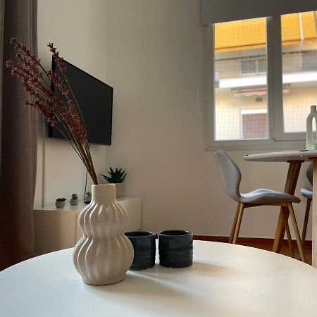 Daisy Apartment 15 Min To Acropolis Aten Exteriör bild
