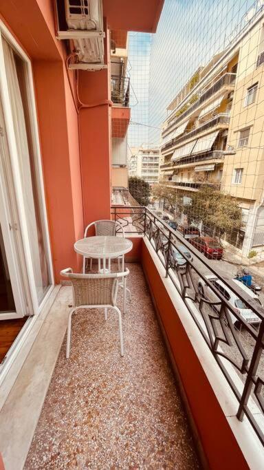 Daisy Apartment 15 Min To Acropolis Aten Exteriör bild